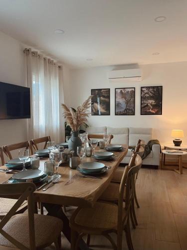 Melgaco House | Villa Rosa