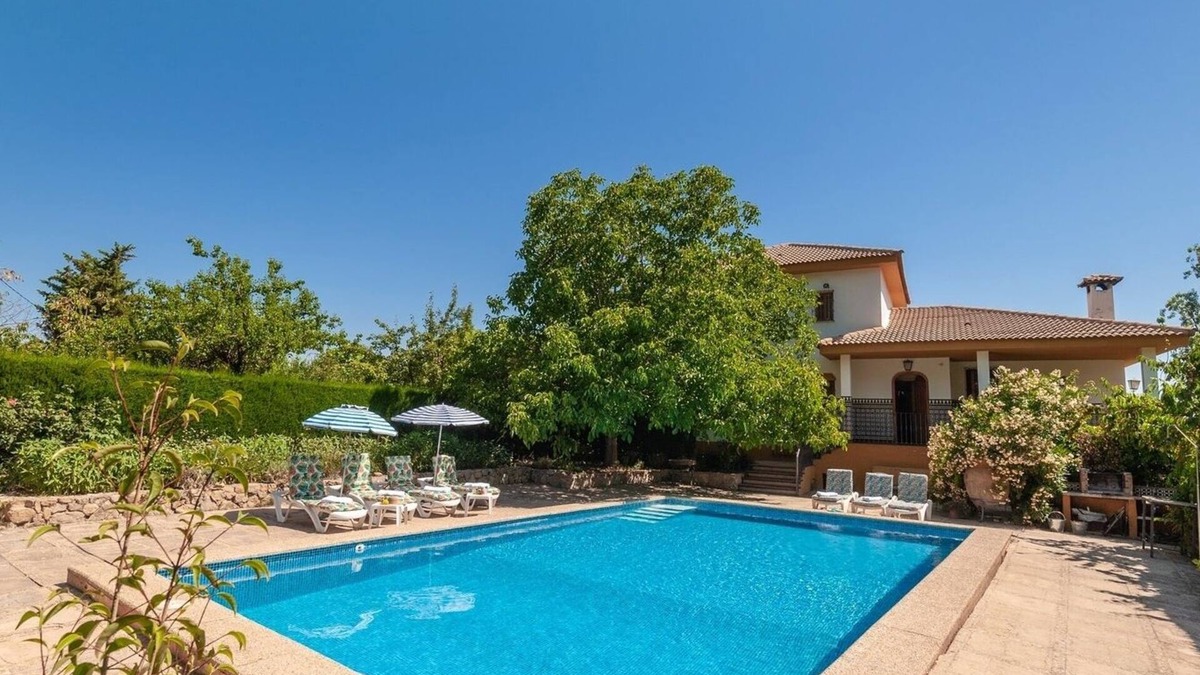 Torres Villa | Villa Rosario de Jaén Torres by Ruralidays
