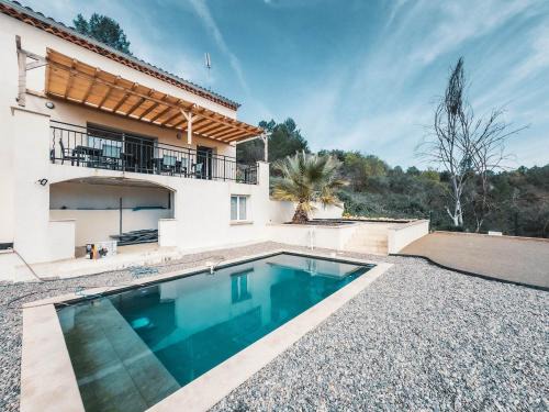La Celle-sous-Gouzon Villa | Villa Roseraie, Comfort and nature
