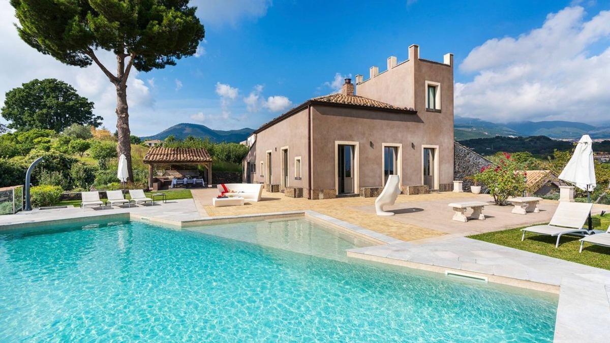 Zafferana Etnea Villa | Villa Rossi - Five Bedroom Villa, Sleeps 10
