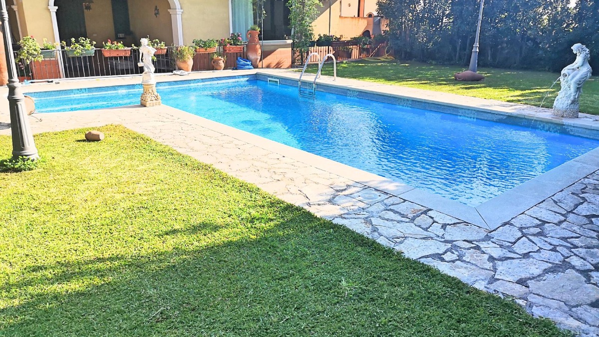 Misterbianco Villa | VILLA ROSYIANO-with garden and private swimming pool Catania Etna Taormina