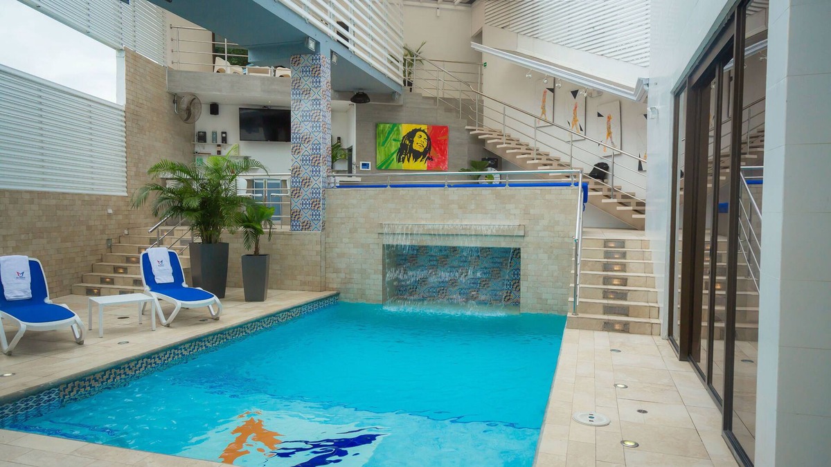 San Miguelito Villa | Villa Royale Panama