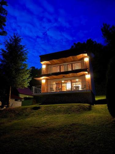 Divin Villa | VILLA Ružiná