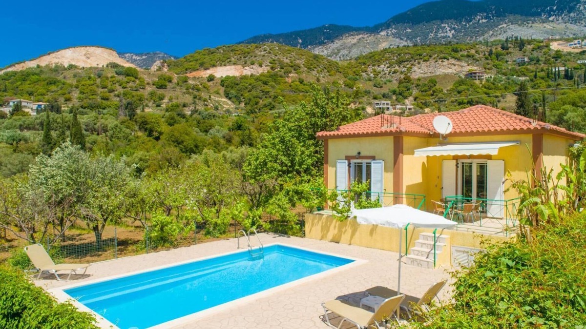 Mousata Villa | Villa Russa Alekos - One Bedroom Villa, Sleeps 2
