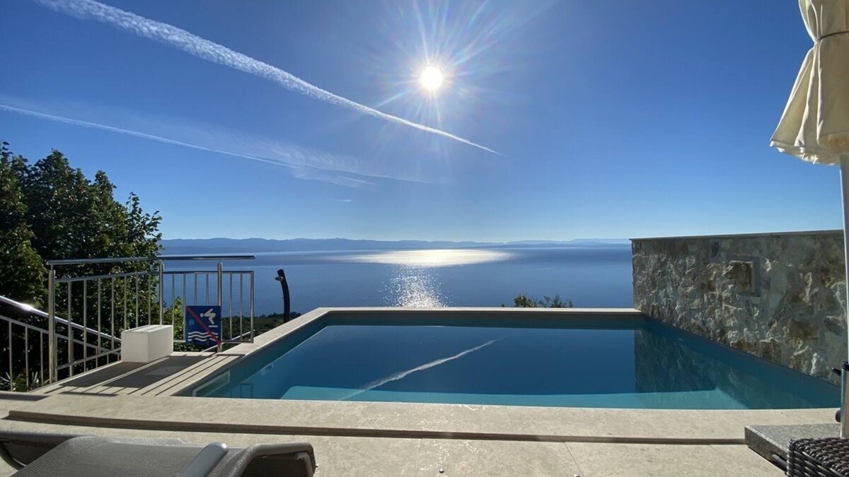 Medveja Apartment | Villa Sabine Medveja Cres. Studio-appartement mit Wlan und Pool