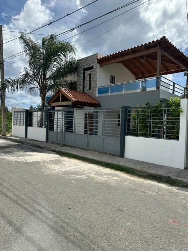Residencial ROMANA House | Villa Samantha