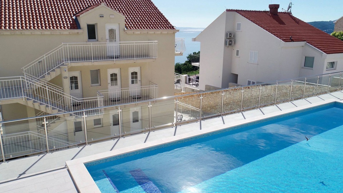 Plat Apartment | Villa Samba - Superior One-Bedroom Apartment with Balcony and Sea View