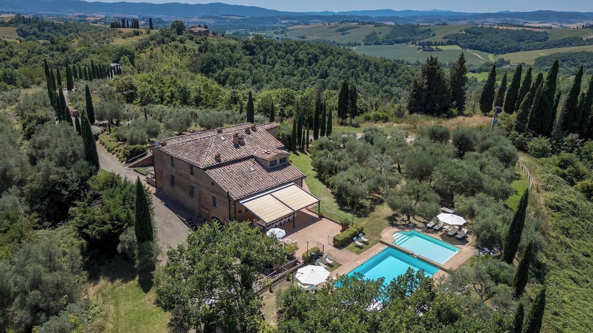 Bollano Villa | Villa San Nazario 18+2, Emma Villas