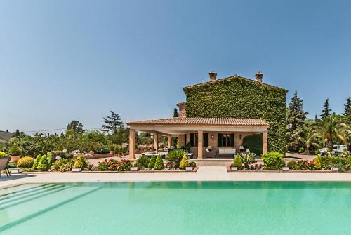 Santa Maria del Cami Villa | Villa Santa María Dreams AWARDED 2025
