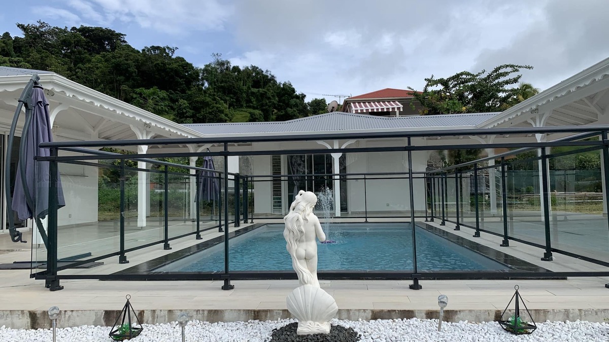 Gourbeyre House | Villa Saphir Equipée