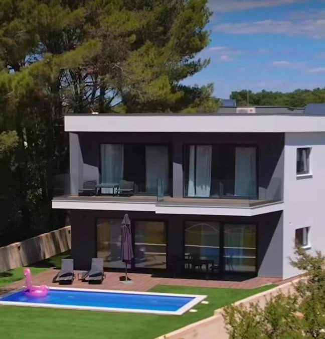 Jursici Villa | Villa Sara