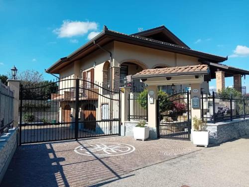 Poirino Villa | Villa Sara
