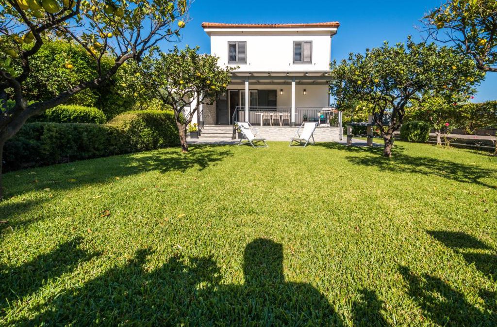 Piane Vecchie House | Villa Sara