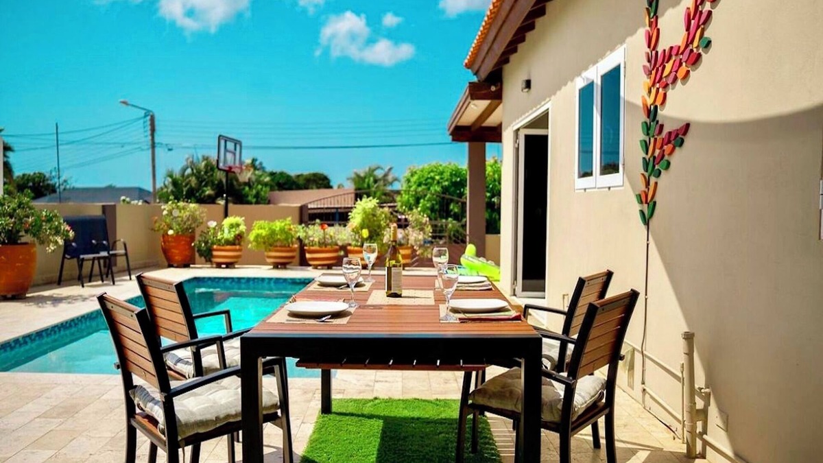 Savaneta Villa | Villa Savannah