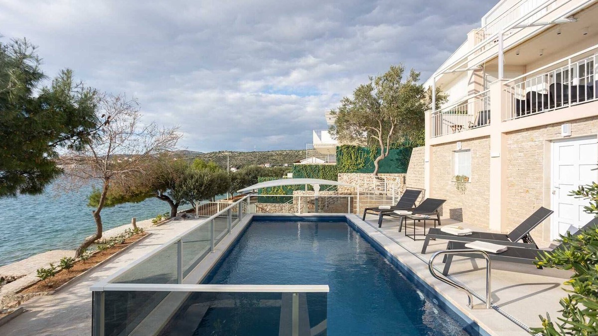 Rogoznica Villa | Villa Sea Touch - beachfront villa for eight, amazing views and a heated pool