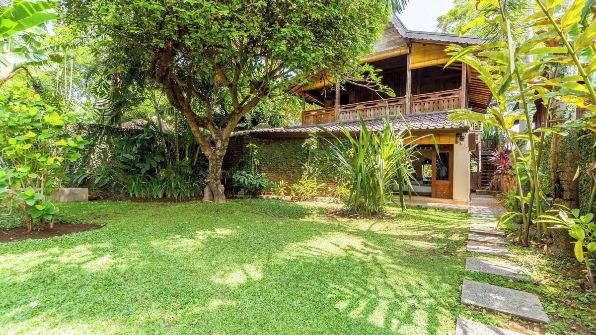 Lovina Villa | Villa Seahorse, Bali - Lovina Beach Poolvilla, 2BR Joglo!