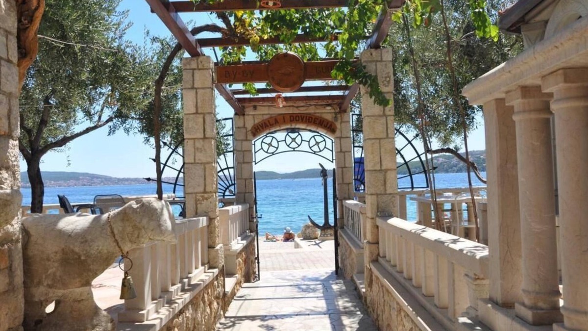 Seget Donji Hotel | Villa Segetski dvori – Tradition since 1964