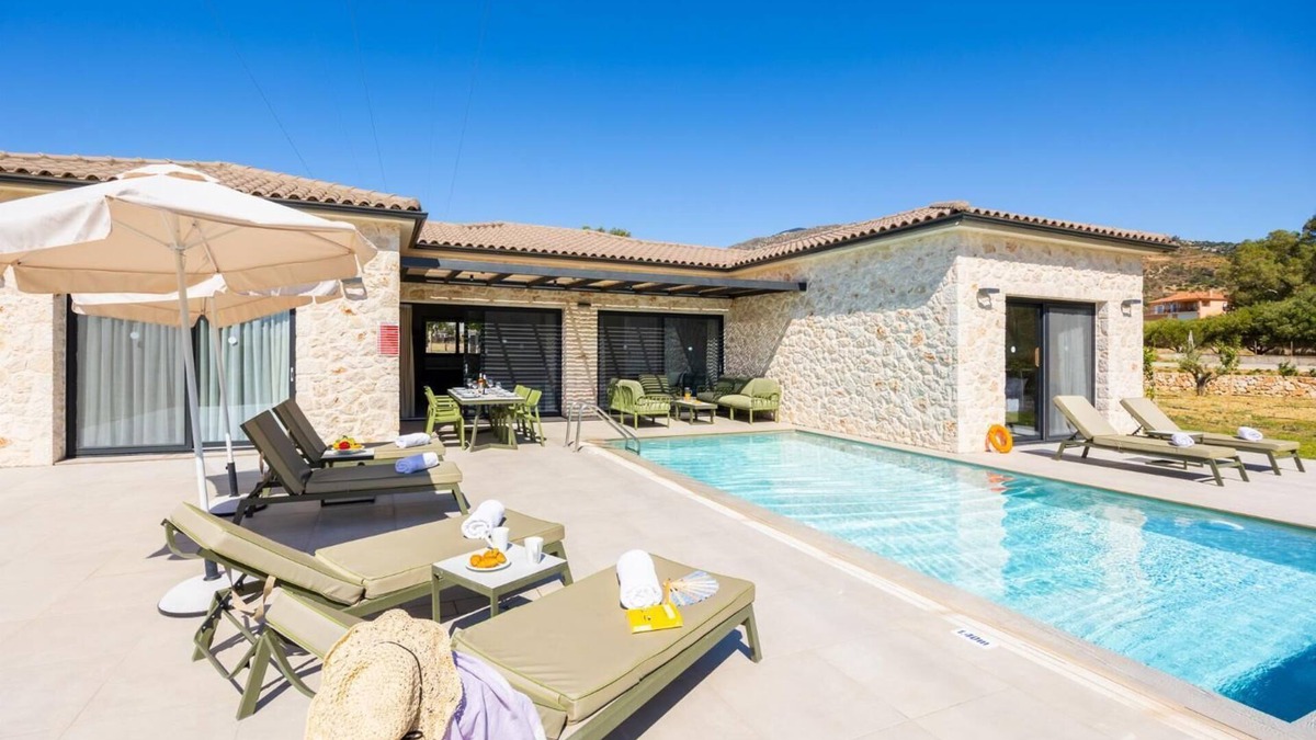Kateleios Villa | Villa Selena - Three Bedroom Villa, Sleeps 6