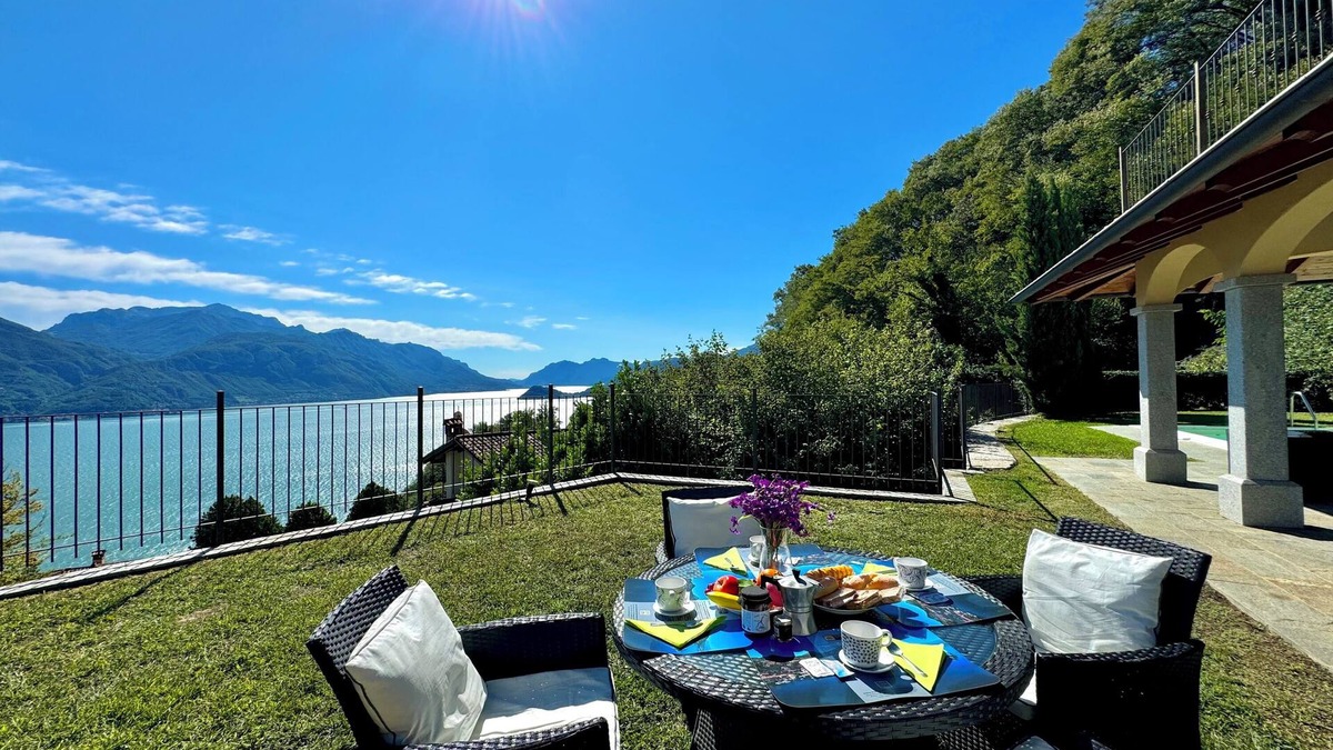 Naggio Villa | Villa Serena, Plesio, Italy