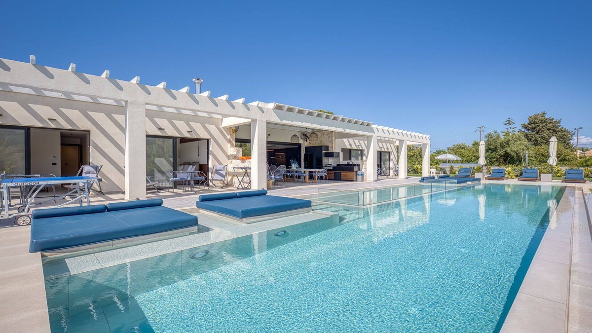 Almiros Beach Villa | Villa Serenissima - Luxury villa with private pool