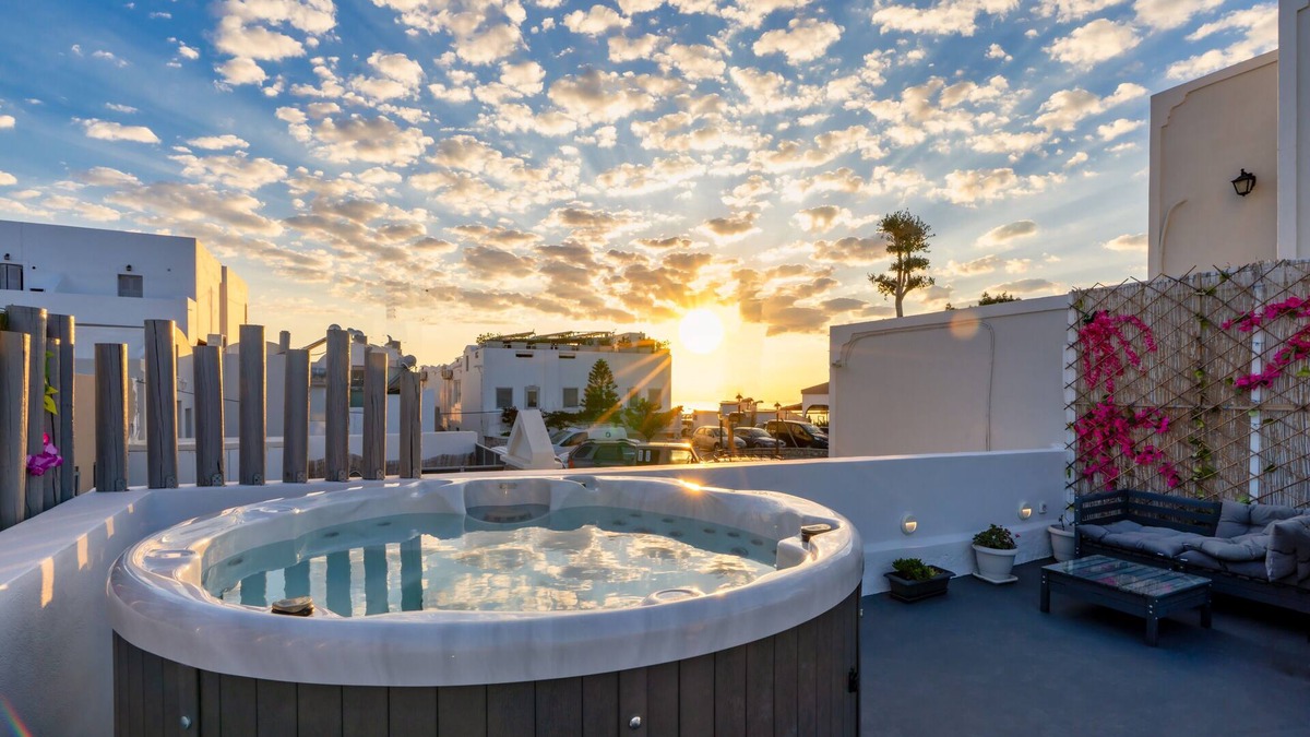 Imerovigli Apartment | Villa Sertis Santorini