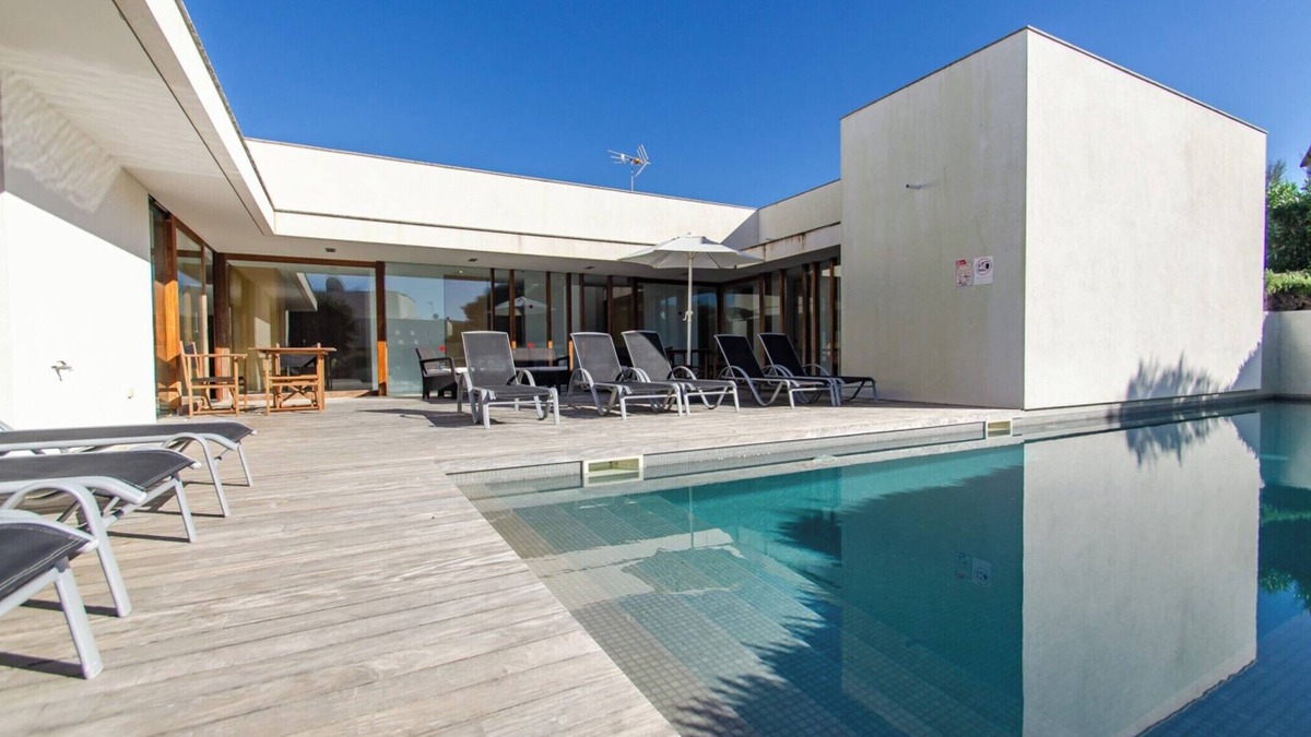 Biniancolla Villa | Villa “Ses Alzines” with Sea View, Pool, A/C, Wi-Fi, Balcony, Garden & Terrace