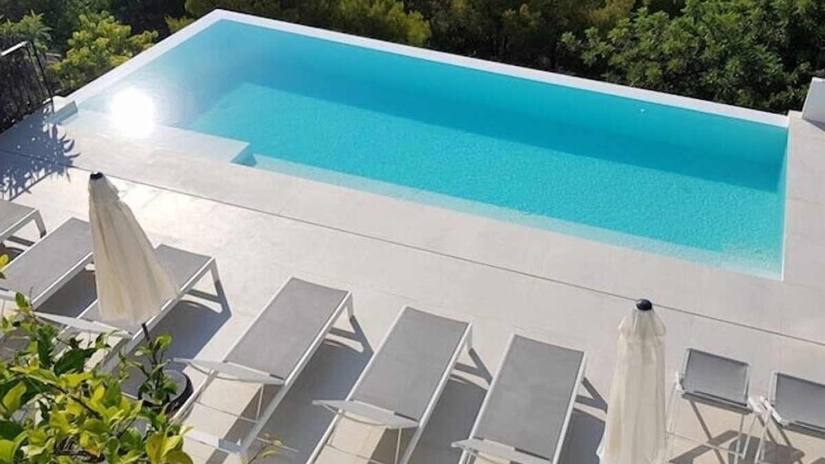 Sitges Villa | Villa Sitges Colonial. Impressive sea views. High design. Renovated.
