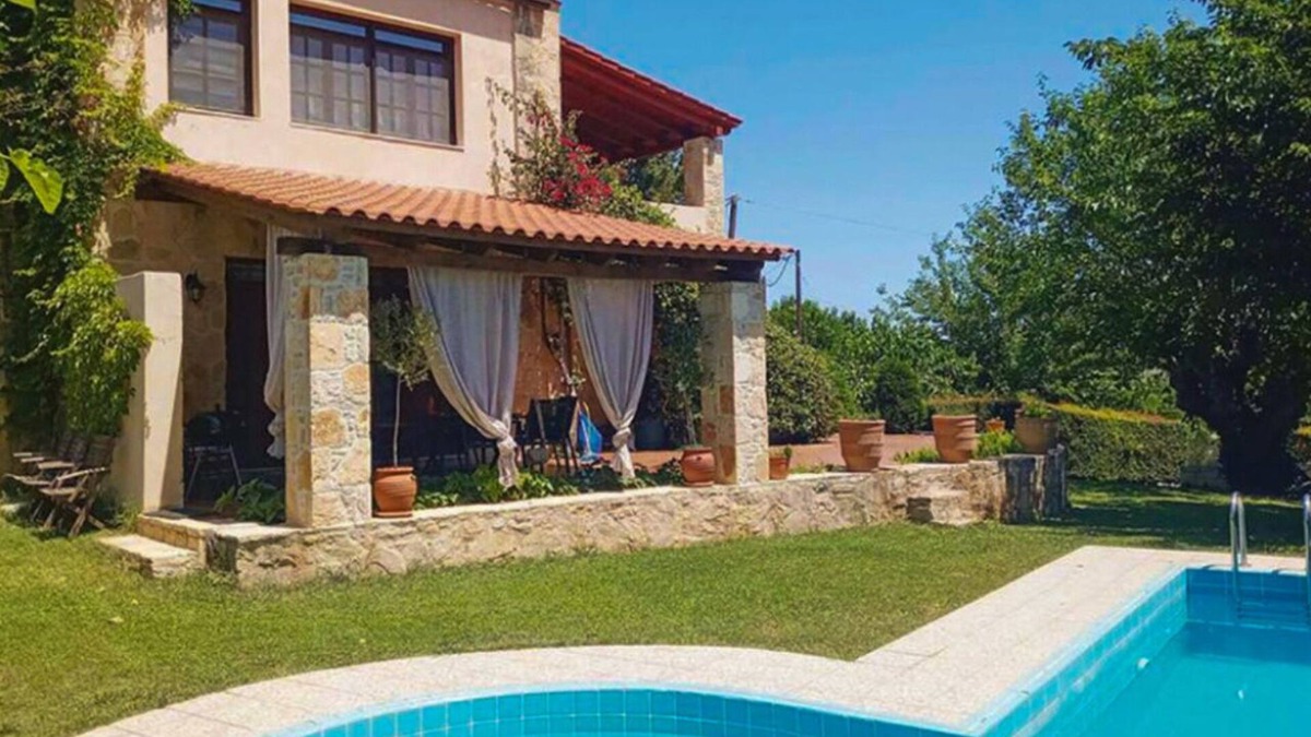 Skines Villa | Villa Skine with private pool and lush garden