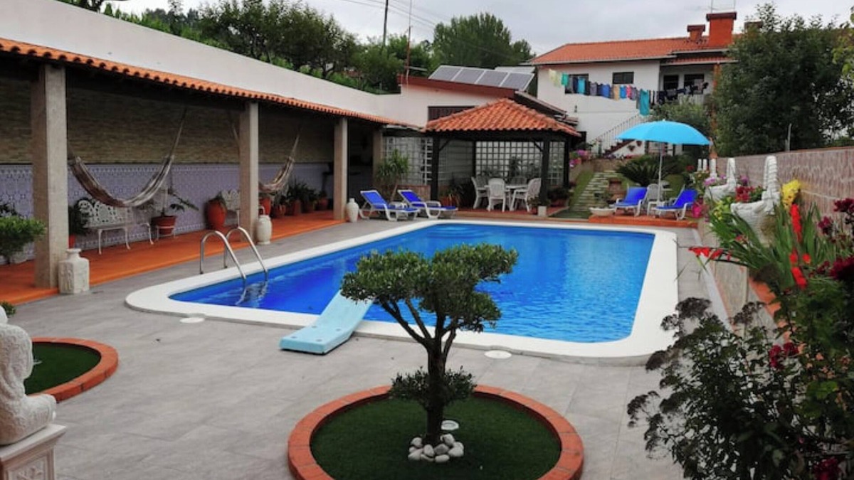 Oliveira De Azemeis House | Villa Soares 2
