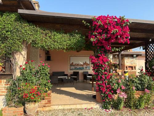 Tinchi House | Villa Sofia