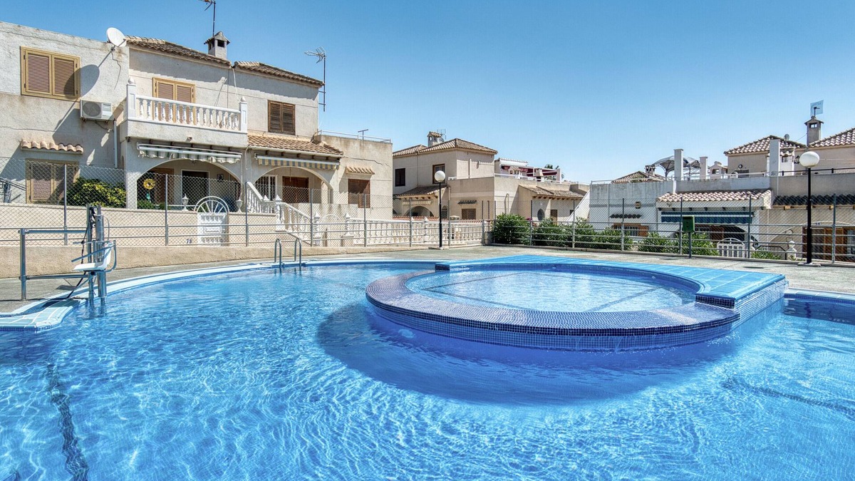 Los Altos Villa | Villa "Solaris" with Shared Pool & Wi-Fi