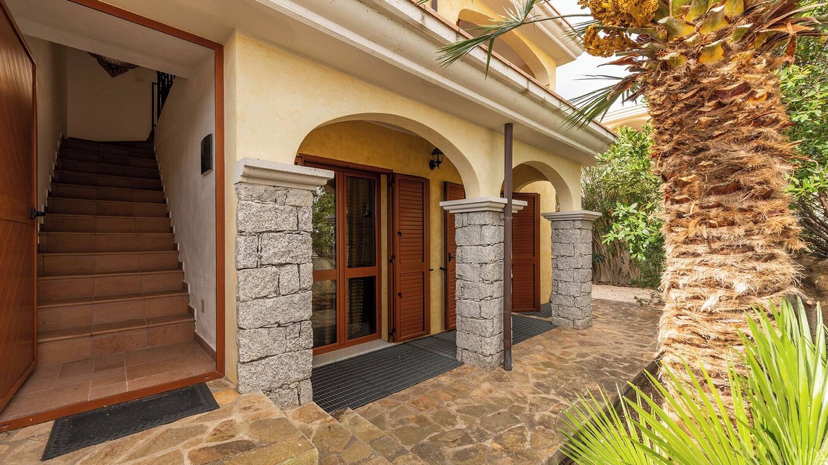 Cala Gonone Villa | Villa Solemare - Five Bedroom Villa, Sleeps 10