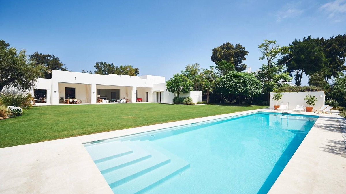 Sotogrande Villa | Villa Soto Kings and Queens - Luxury Villa in Sotogrande Coast heart - w/staff