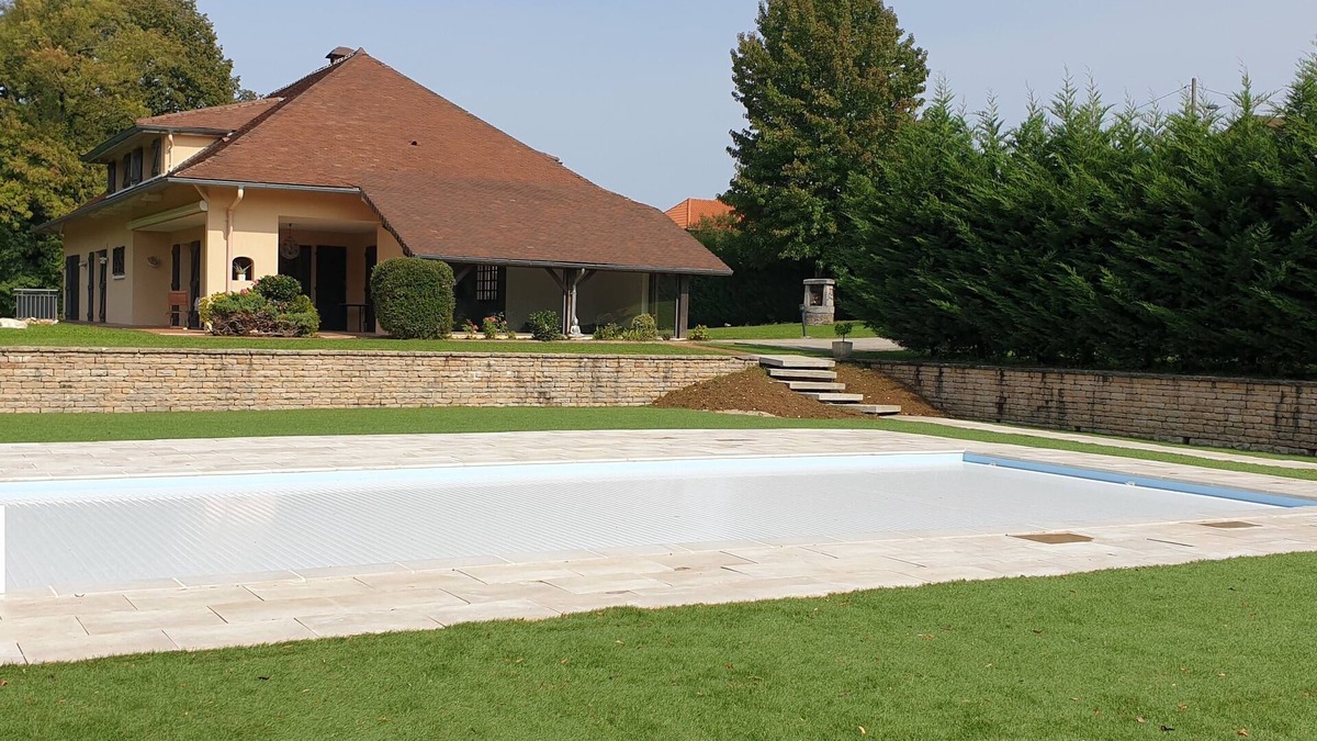 Saint-Amour Villa | VILLA South JURA