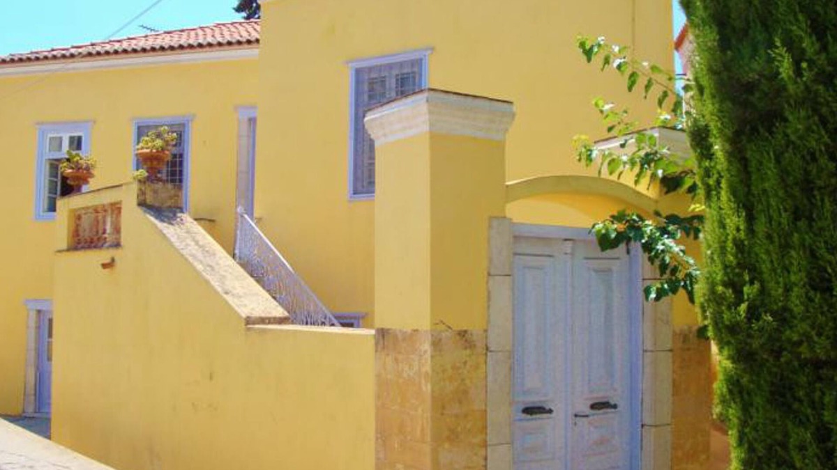 Spetses Villa | Villa Spetses 4BR downtown near beach by JJ Hospitality-