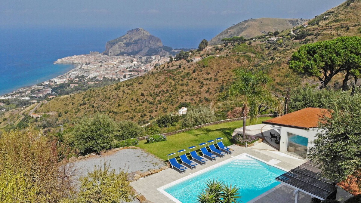 Cefalu Villa | Villa Splendida 8 by Massimo Villas
