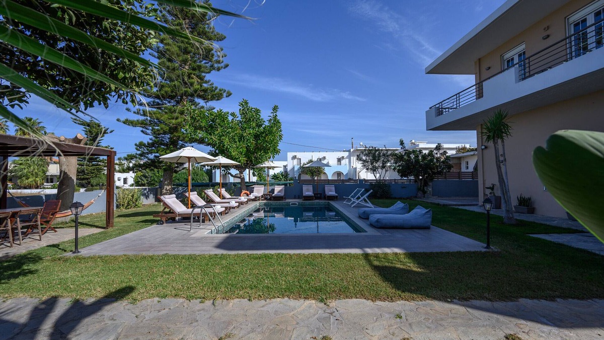 Platanes Villa | Villa Spyros Platanias near to beach & amenities
