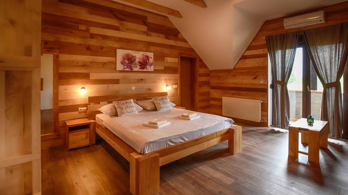 Catrnja House | Villa Stone