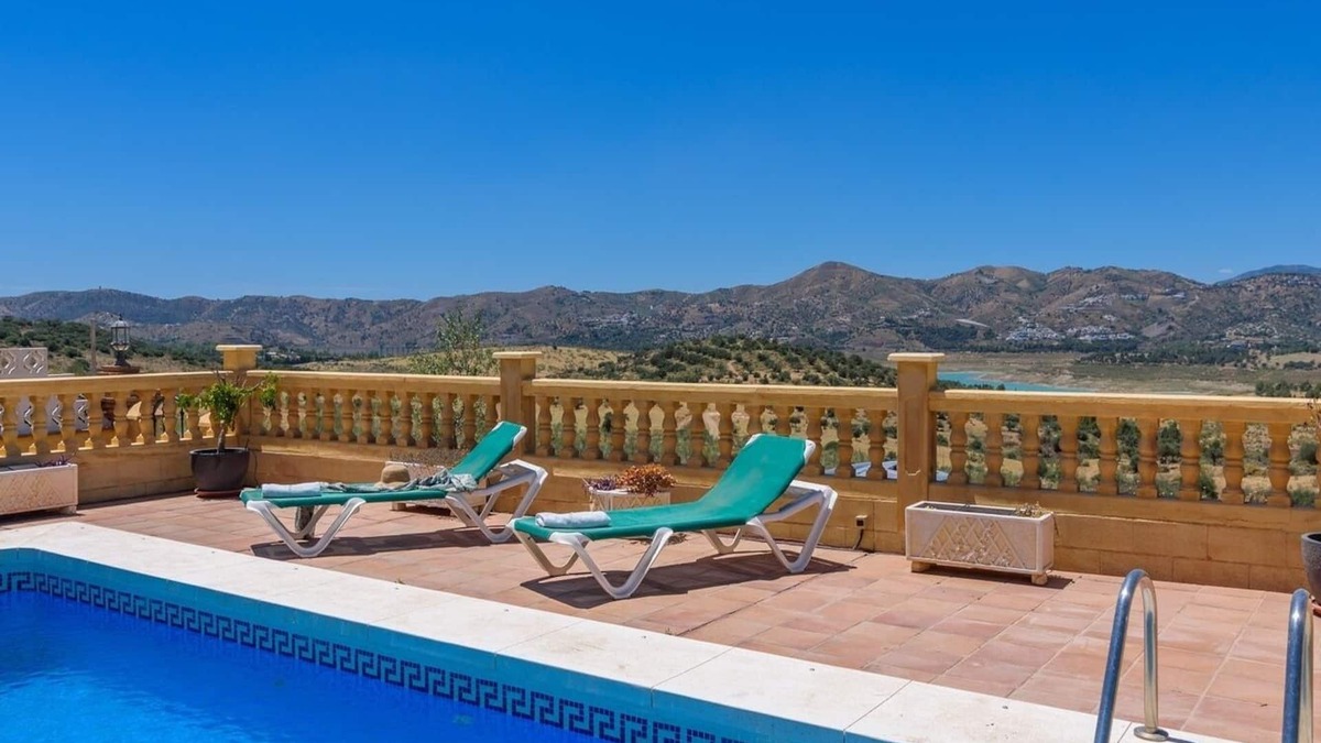Vinuela Villa | Villa Sueños Viñuela by Ruralidays