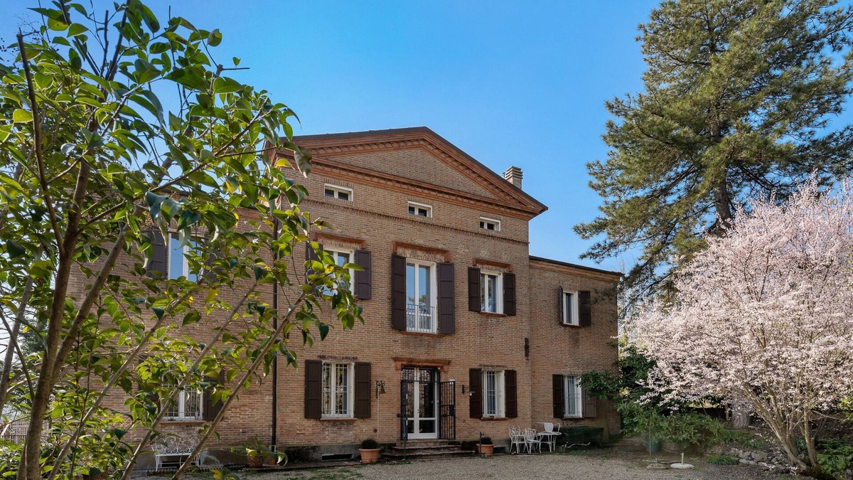 Santo Stefano House | Villa sui Colli Bolognesi by Wonderful Italy
