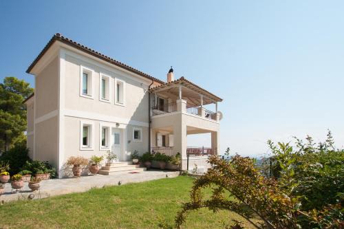 Katsarou Villa | Villa Sunny