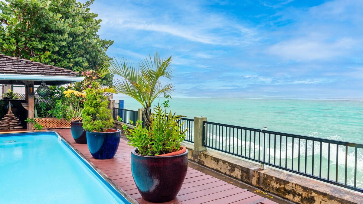 Paea Villa | Villa Sunset Manaarii in Paea Pool & Beach