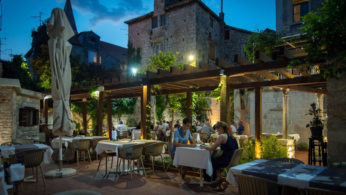 Trogir Hotel | Villa Sv. Petar