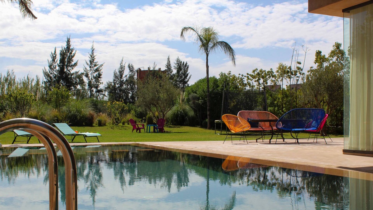 El Makina House | VILLA SWIMMING POOL GARDEN ARGAN GOLF- FIBER OPTICS - NETFLIX- HOUSEKEEPER -BREAKFAST