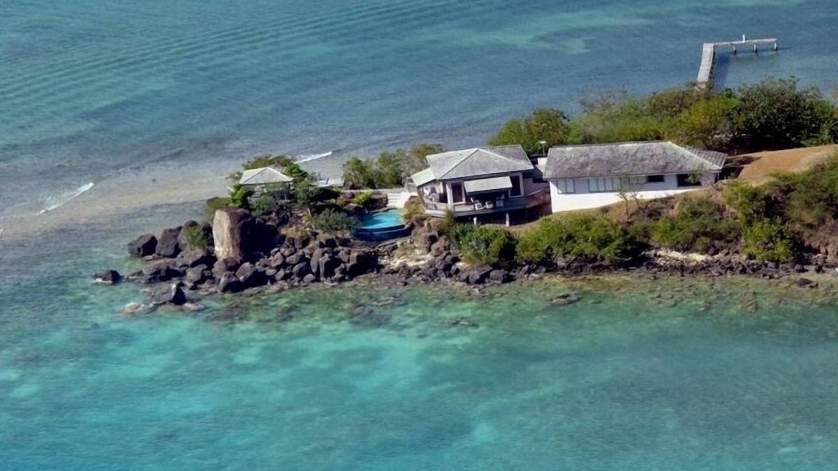 Playa Sardinas II House | Villa Tampico/Beachfront Peninsula/2 Boat Docks/Next to Town