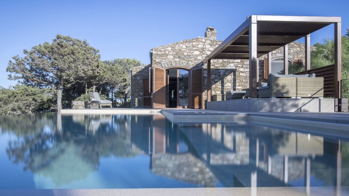La Pelosa Villa | Villa Tellus - quiet luxury villa, private pool, stunning view, 5 min from beach