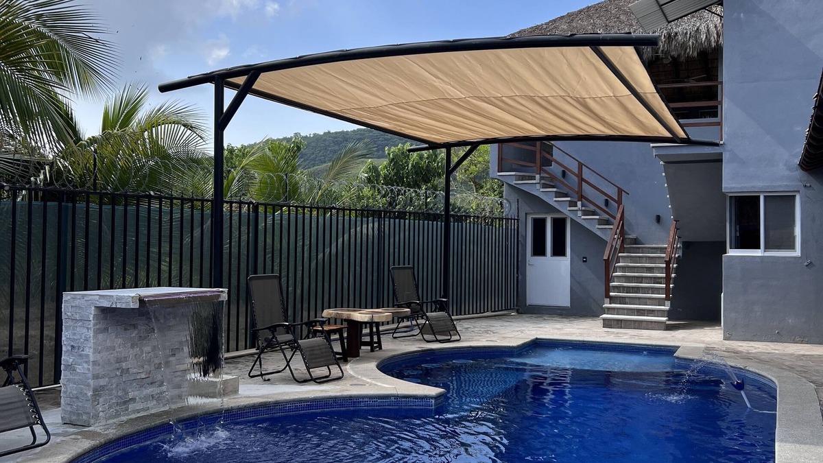 La Huerta Villa | VILLA TENACATITA COSTALEGRE