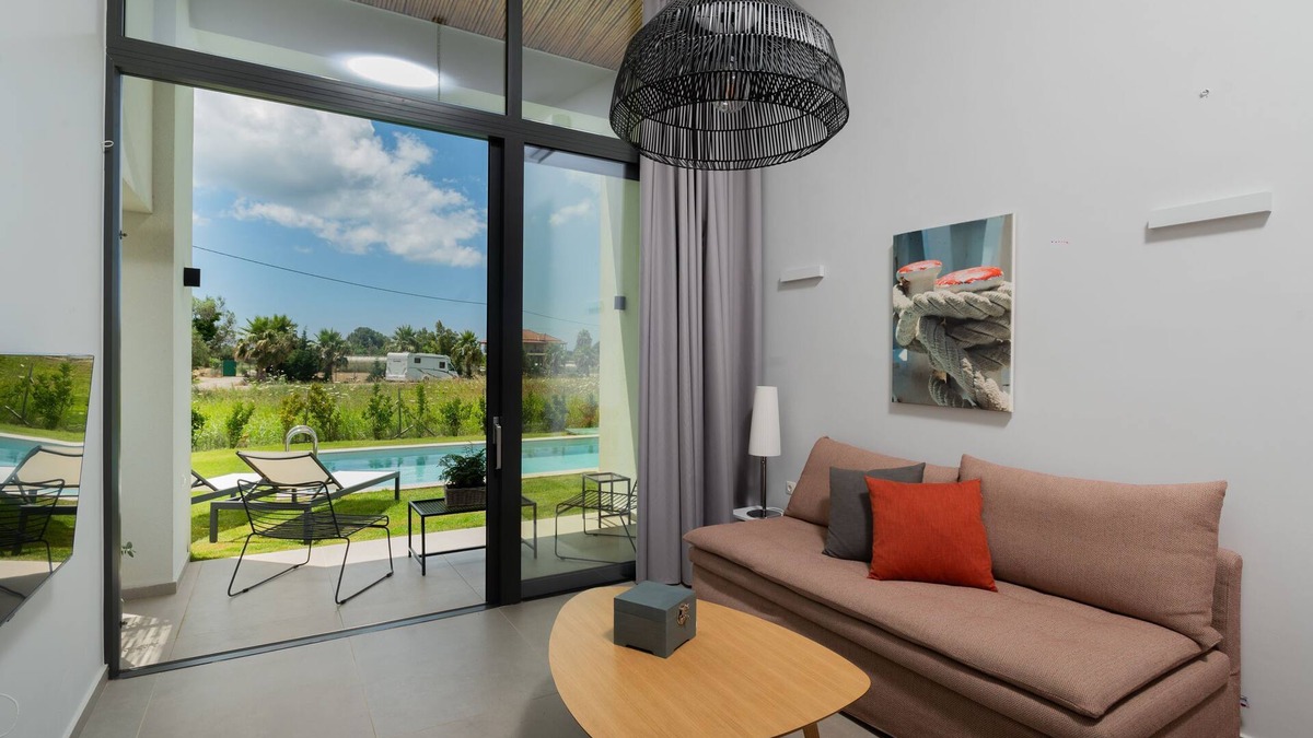 Ilida Villa | Villa Theo with Shared pool