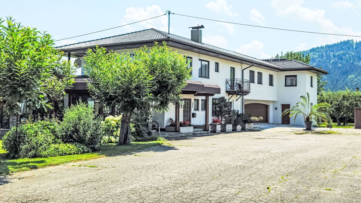 Moosburg Apartment | Villa Therese by Interhome