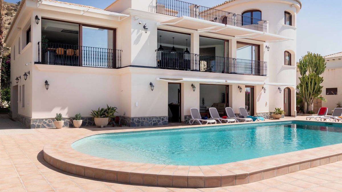 Coveta Fuma Villa | Villa Thorodin breathtaking 14P villa 1st line sea